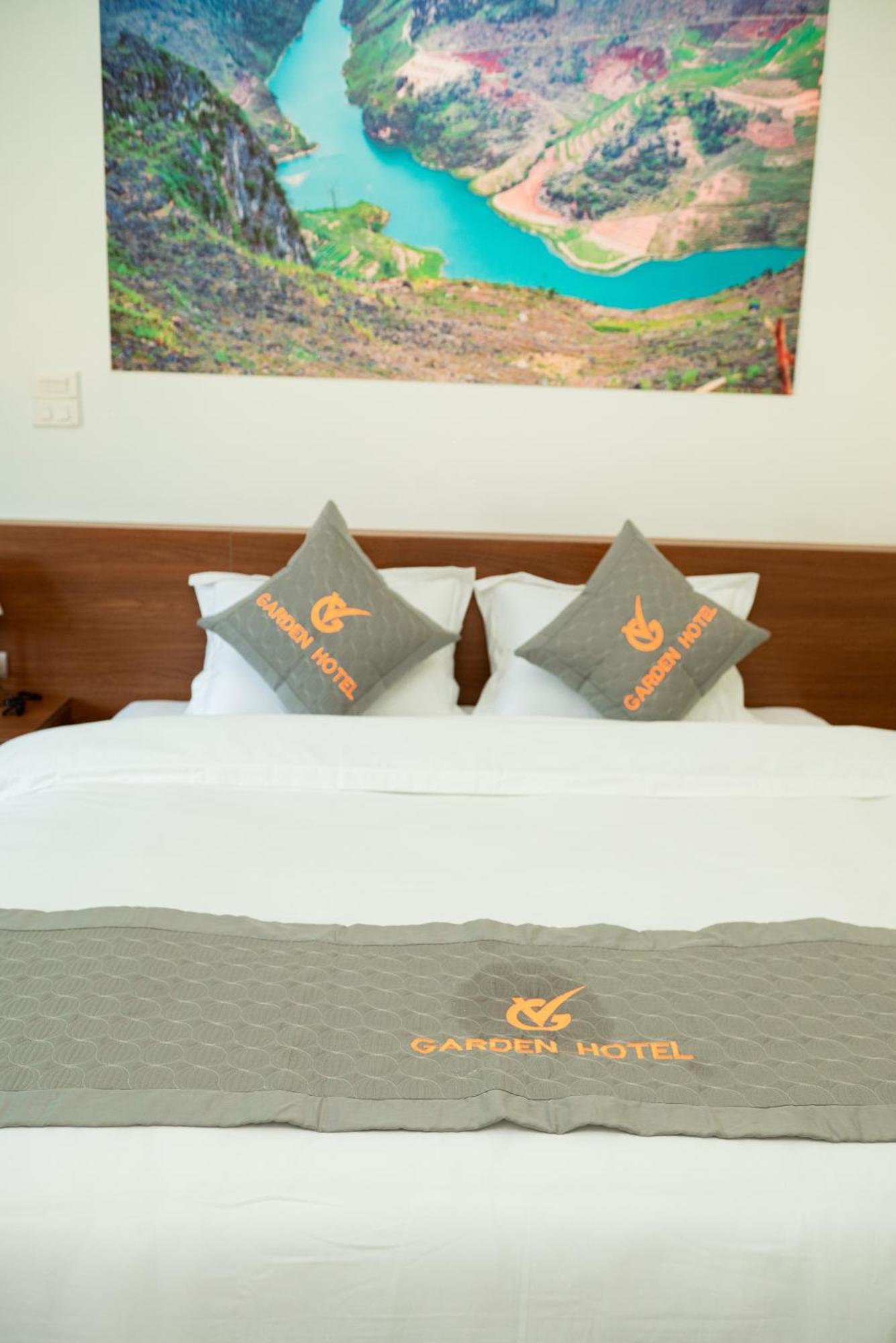 Garden Hotel II Ha Giang Esterno foto