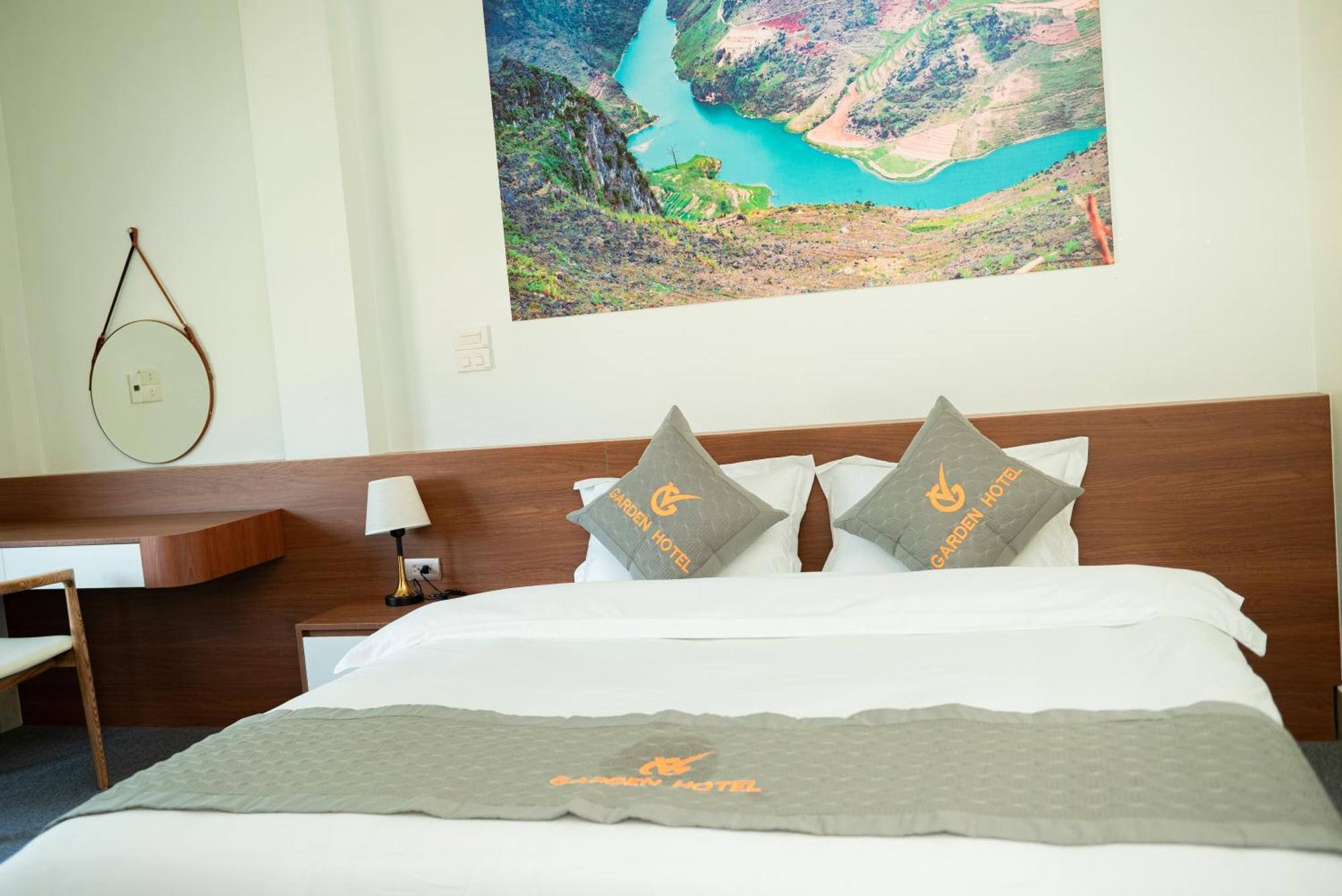 Garden Hotel II Ha Giang Esterno foto