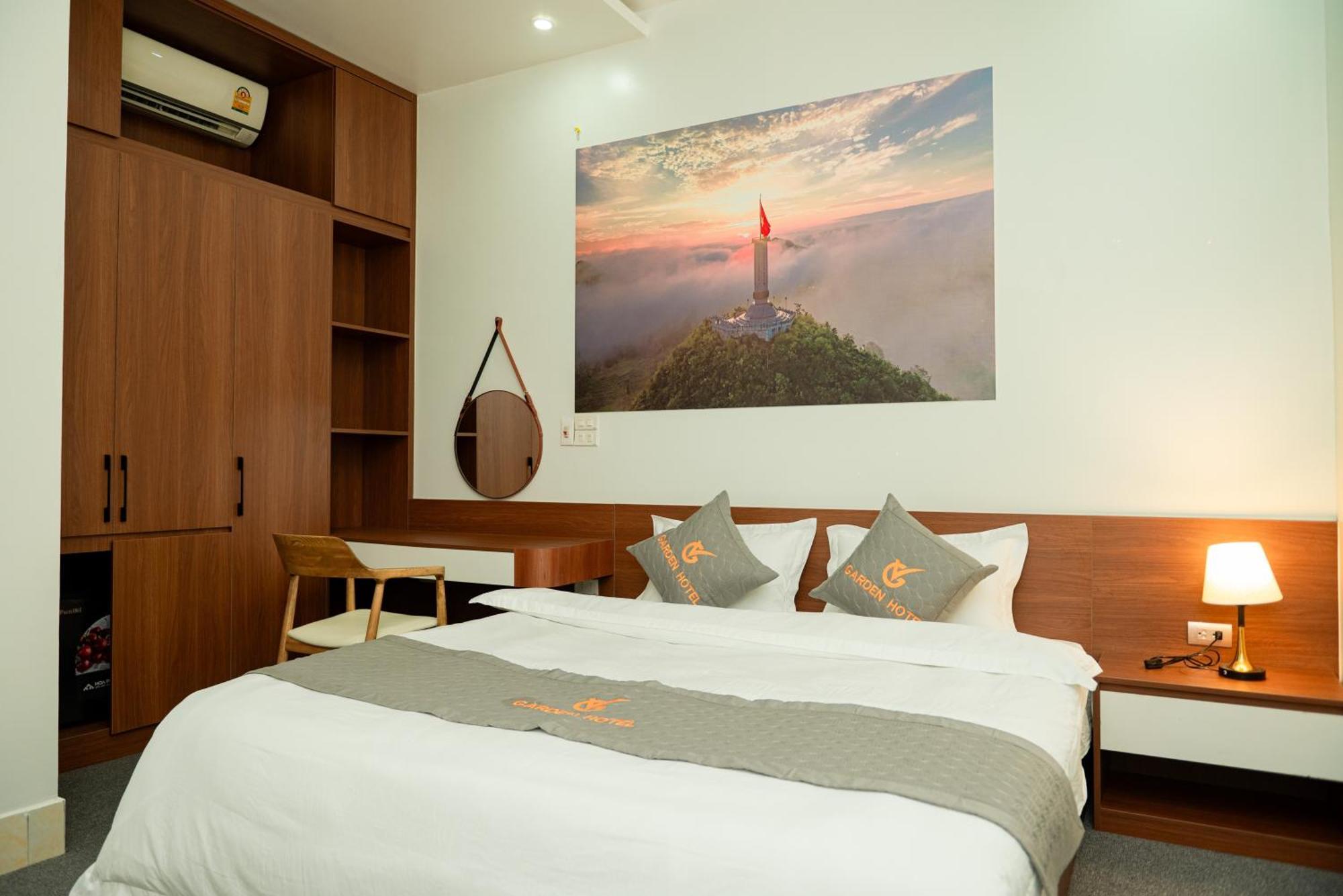 Garden Hotel II Ha Giang Esterno foto