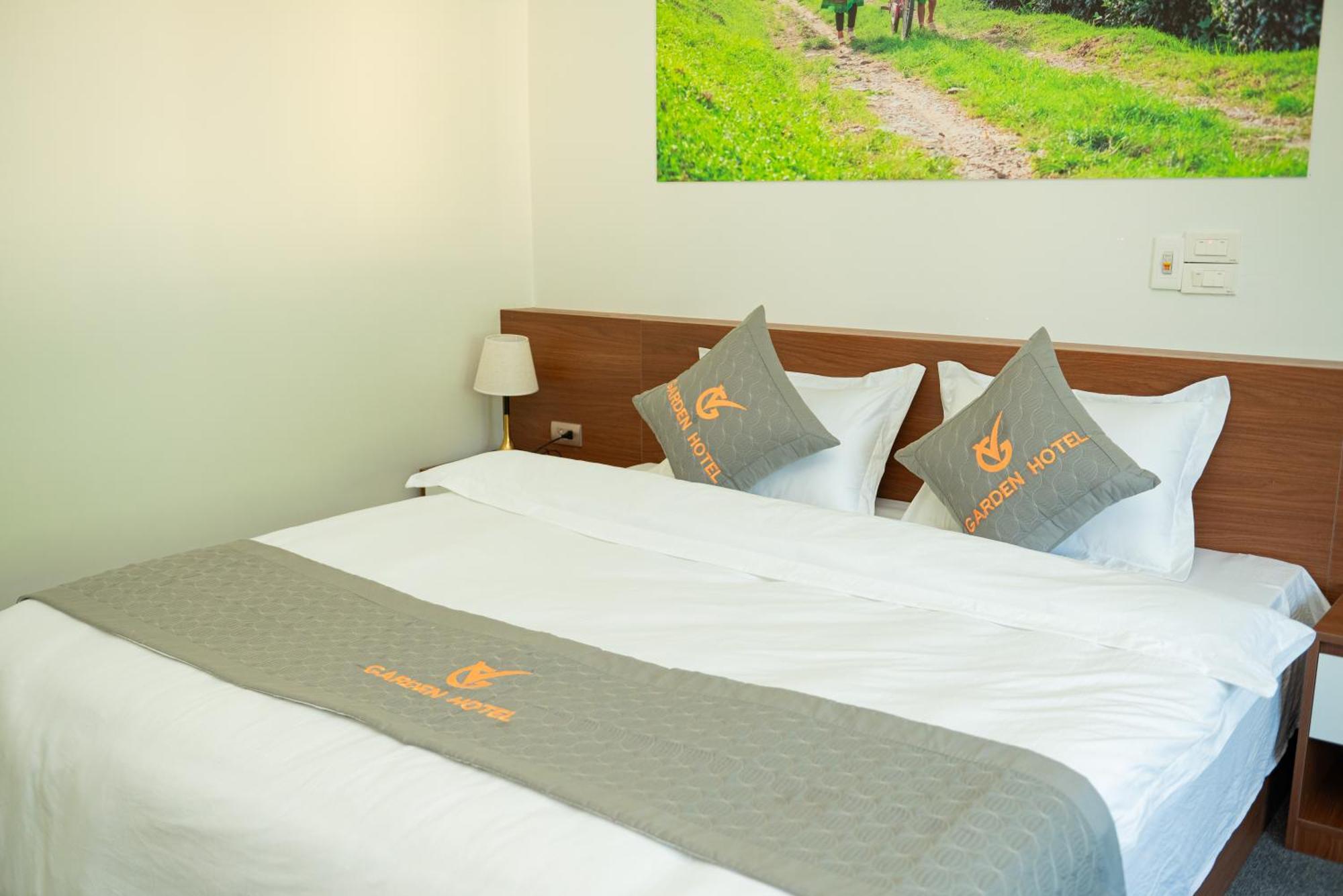Garden Hotel II Ha Giang Esterno foto