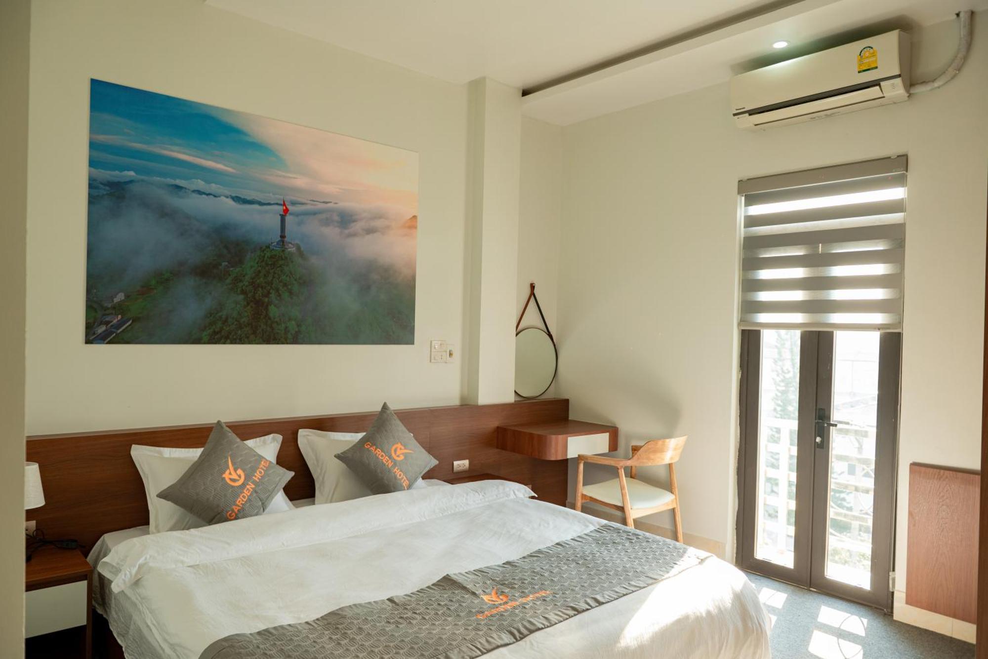 Garden Hotel II Ha Giang Esterno foto